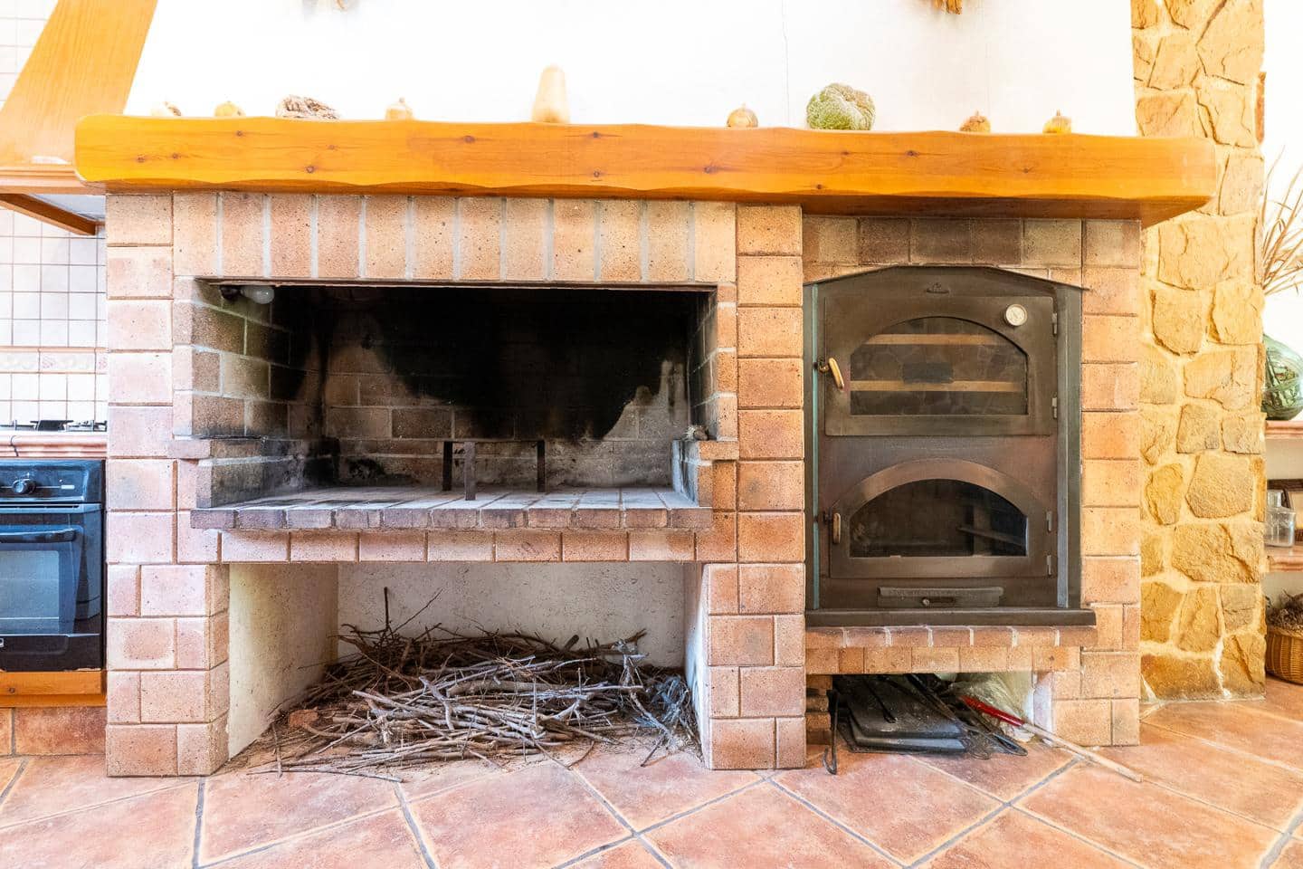 6 bedroom Villa for sale in Elche / Elx with pool garage - € 575,000 (Ref: 8977707)