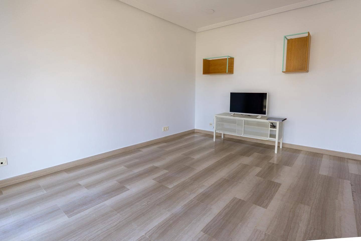 4 bedroom Flat for sale in Santa Pola - € 330,000 (Ref: 8987029)