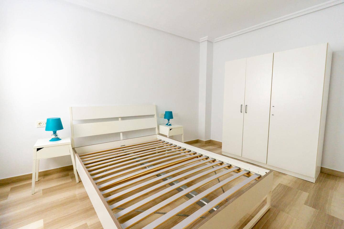 4 bedroom Flat for sale in Santa Pola - € 330,000 (Ref: 8987029)