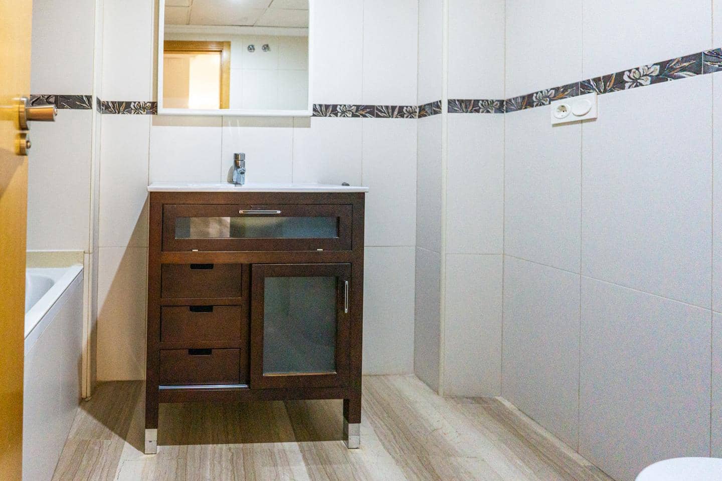 4 bedroom Flat for sale in Santa Pola - € 330,000 (Ref: 8987029)