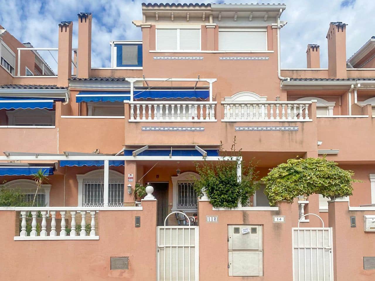 3 soveværelse Villa til salg i Santa Pola - € 245.000 (Ref: 8987030)