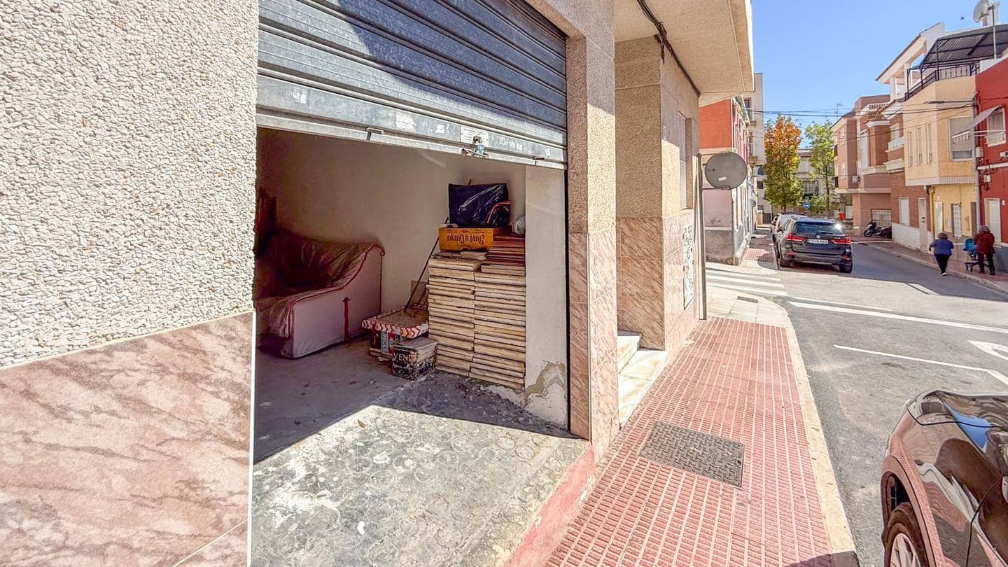 3 soveværelse Villa til salg i Santa Pola - € 139.000 (Ref: 8989902)