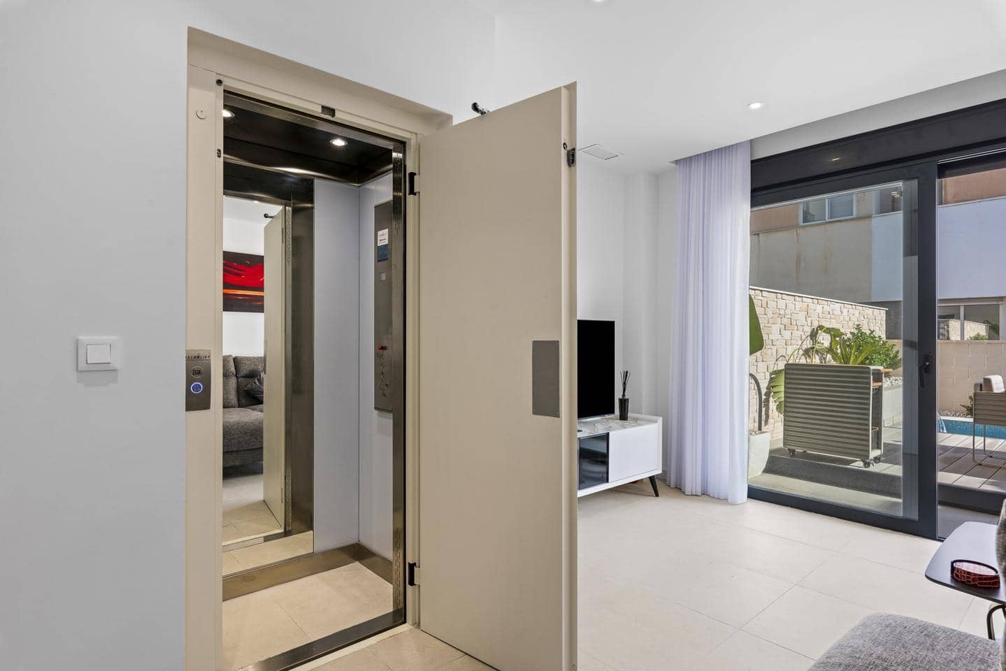 4 soverom Bungalow til salgs i Guardamar del Segura med svømmebasseng garasje - € 507 050 (Ref: 8989903)