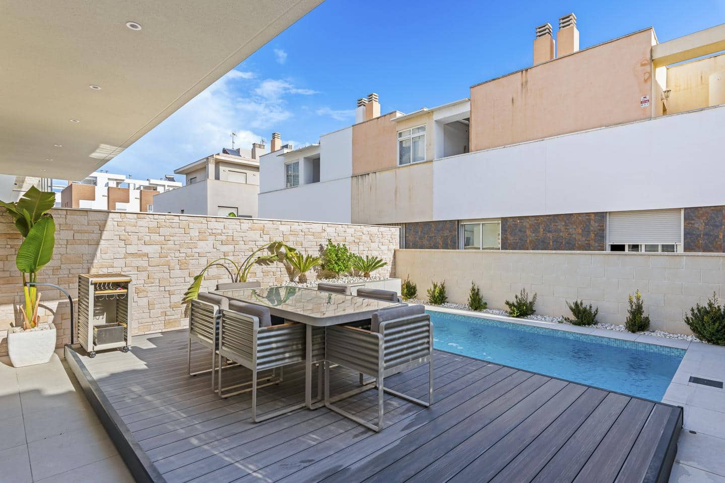 4 soverom Bungalow til salgs i Guardamar del Segura med svømmebasseng garasje - € 507 050 (Ref: 8989903)