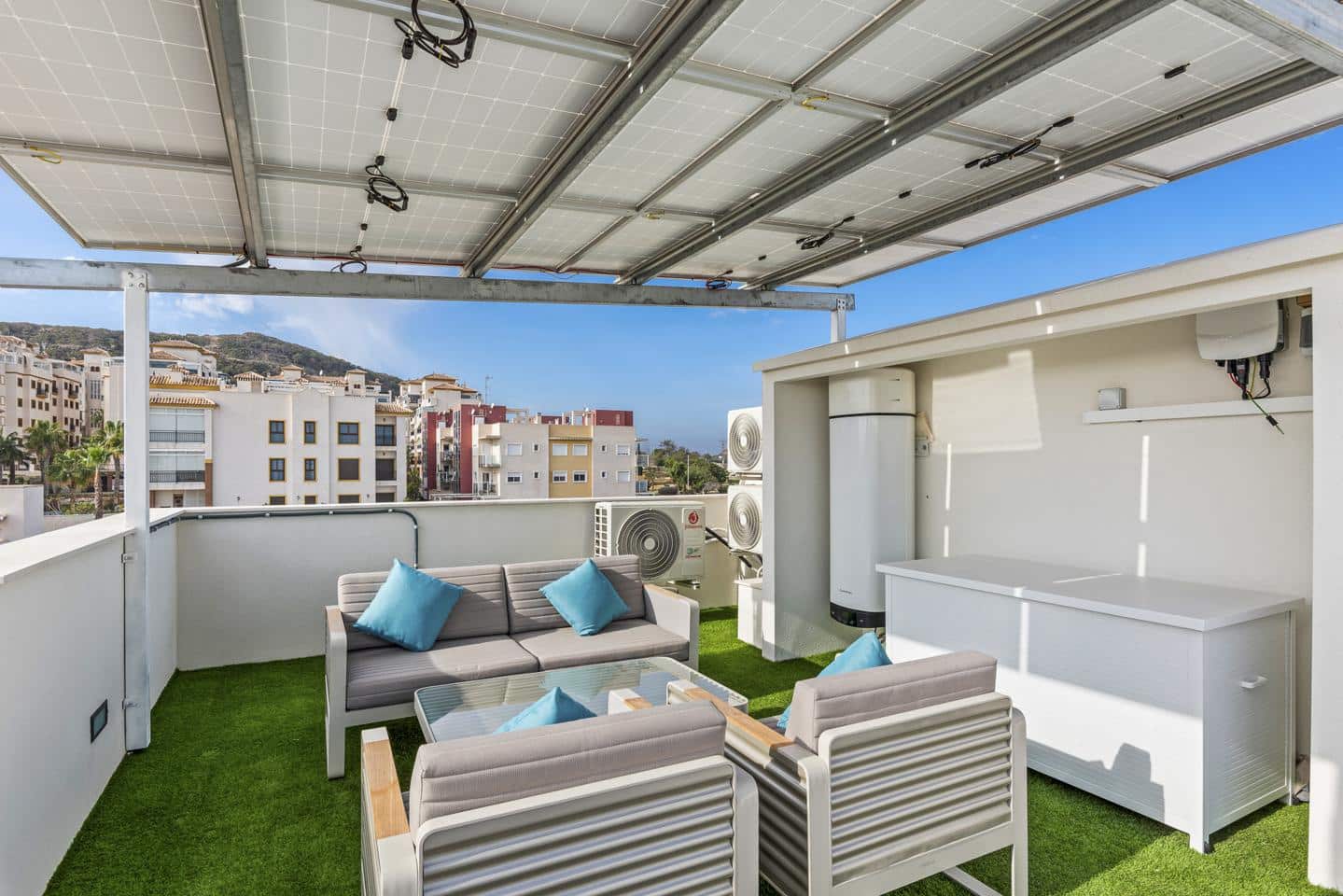 4 soverom Bungalow til salgs i Guardamar del Segura med svømmebasseng garasje - € 507 050 (Ref: 8989903)