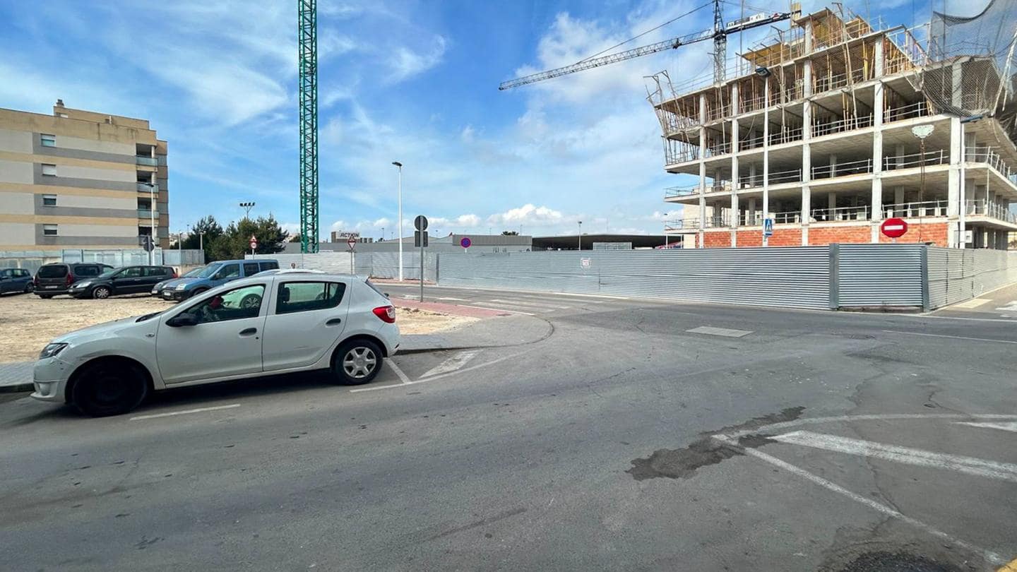 Garage til salg i Santa Pola - € 14.500 (Ref: 9002038)