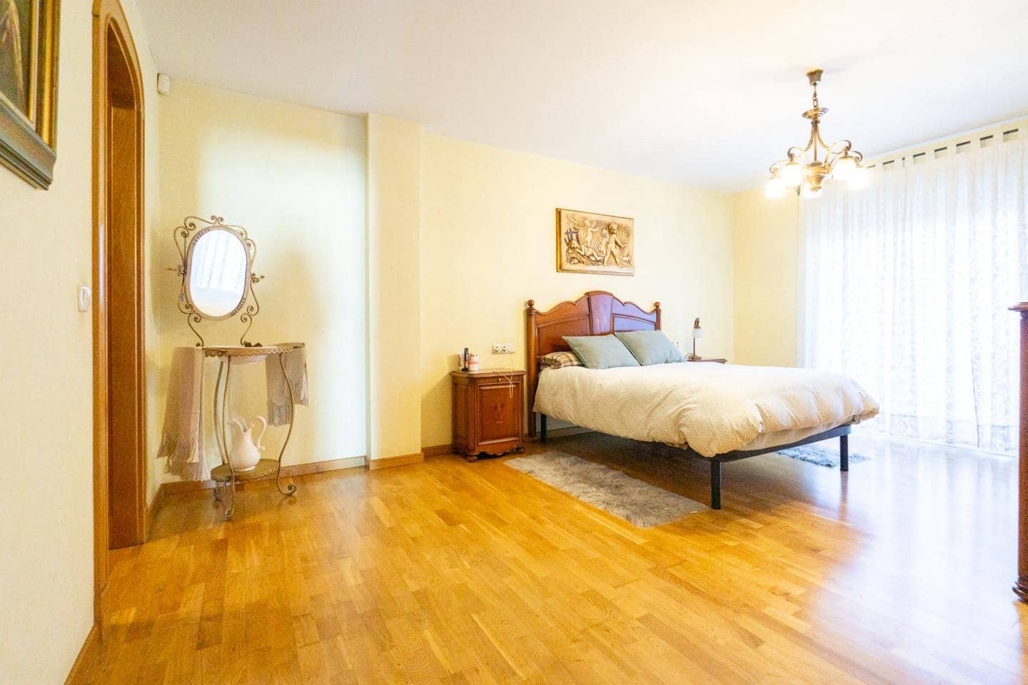 5 soverom Villa til salgs i Cox med garasje - € 530 000 (Ref: 9035595)