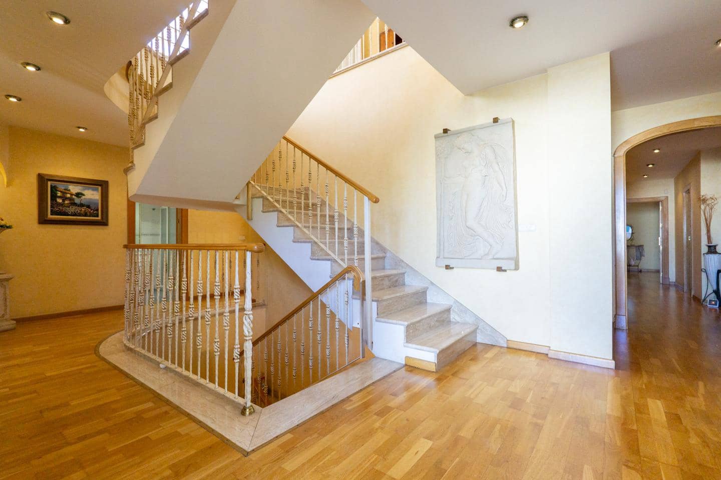 5 soverom Villa til salgs i Cox med garasje - € 530 000 (Ref: 9035595)