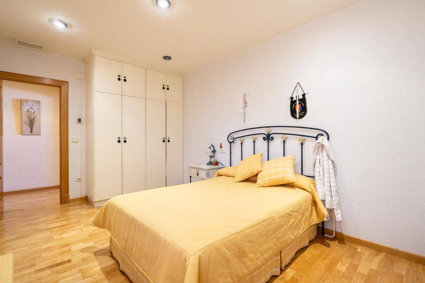 5 soverom Villa til salgs i Cox med garasje - € 530 000 (Ref: 9035595)