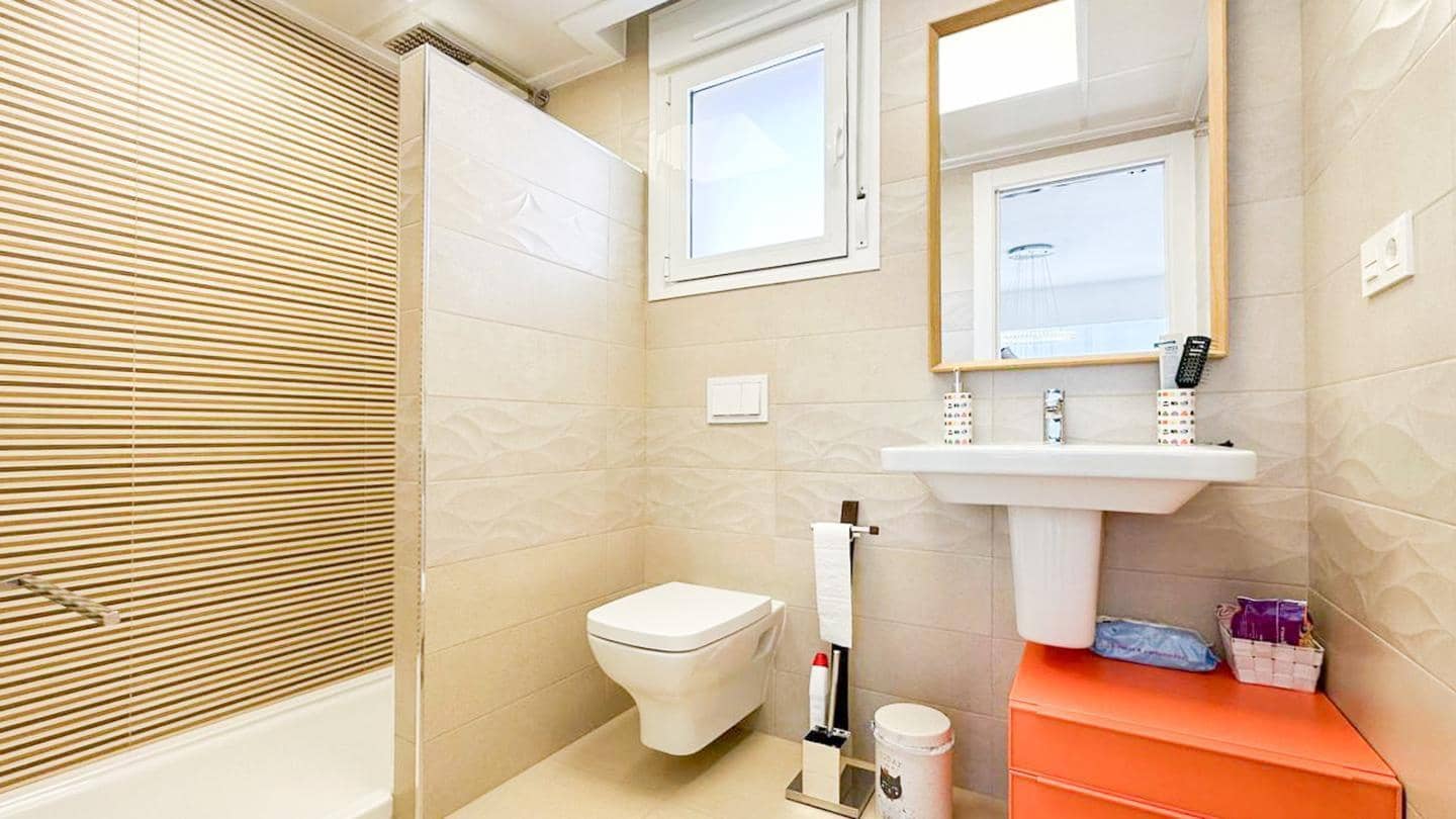 4 soveværelse Villa til salg i Gran Alacant med swimmingpool garage - € 690.000 (Ref: 9066604)