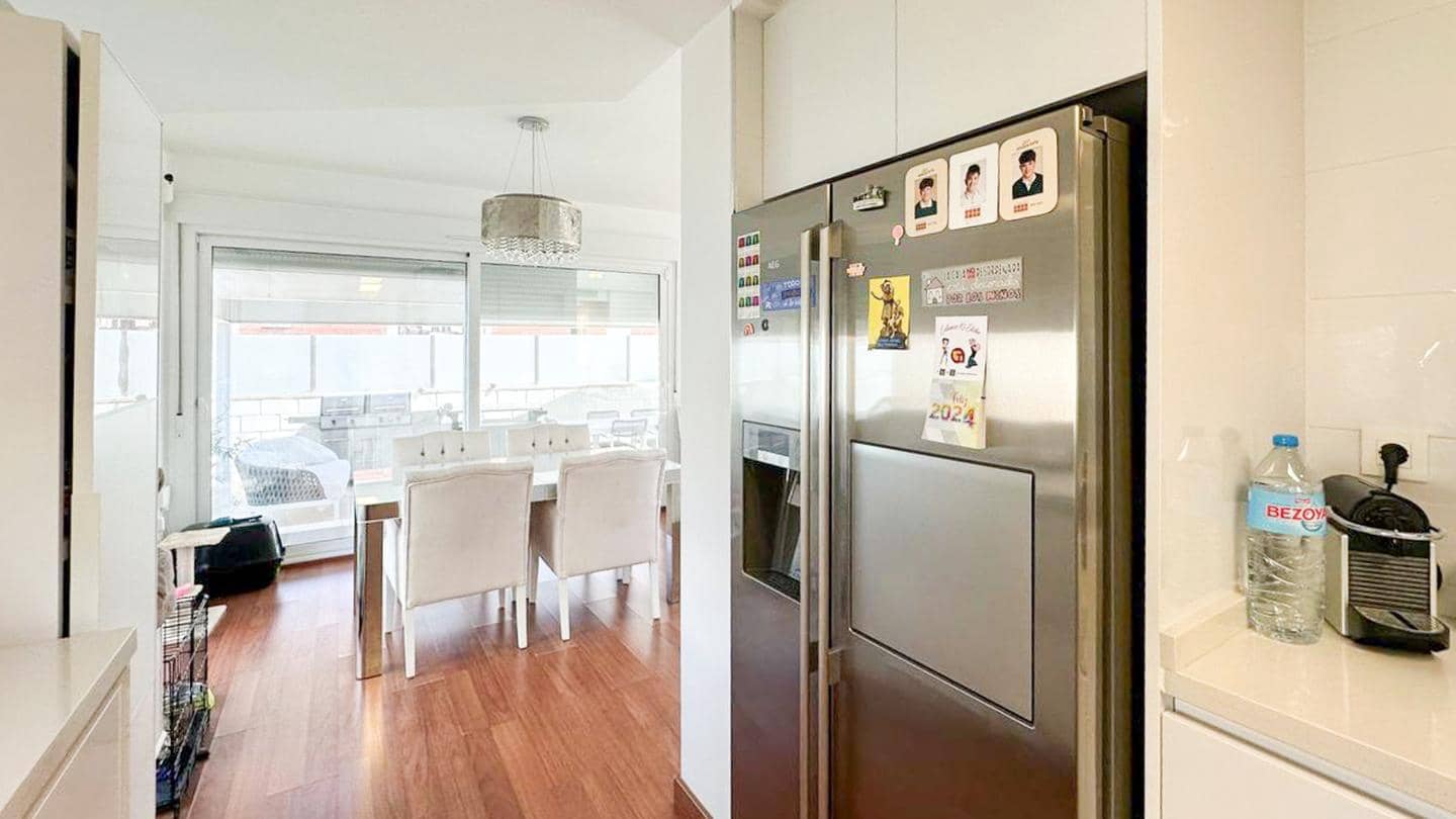 4 soveværelse Villa til salg i Gran Alacant med swimmingpool garage - € 690.000 (Ref: 9066604)