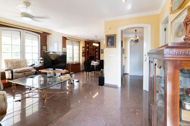 5 sypialnia Willa na sprzedaż w Alzabares, Elche / Elx z garażem - 675 000 € (Ref: 9087169)