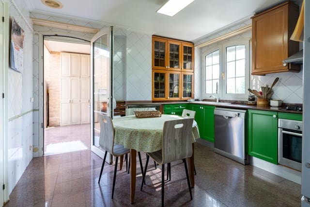 5 sypialnia Willa na sprzedaż w Alzabares, Elche / Elx z garażem - 675 000 € (Ref: 9087169)