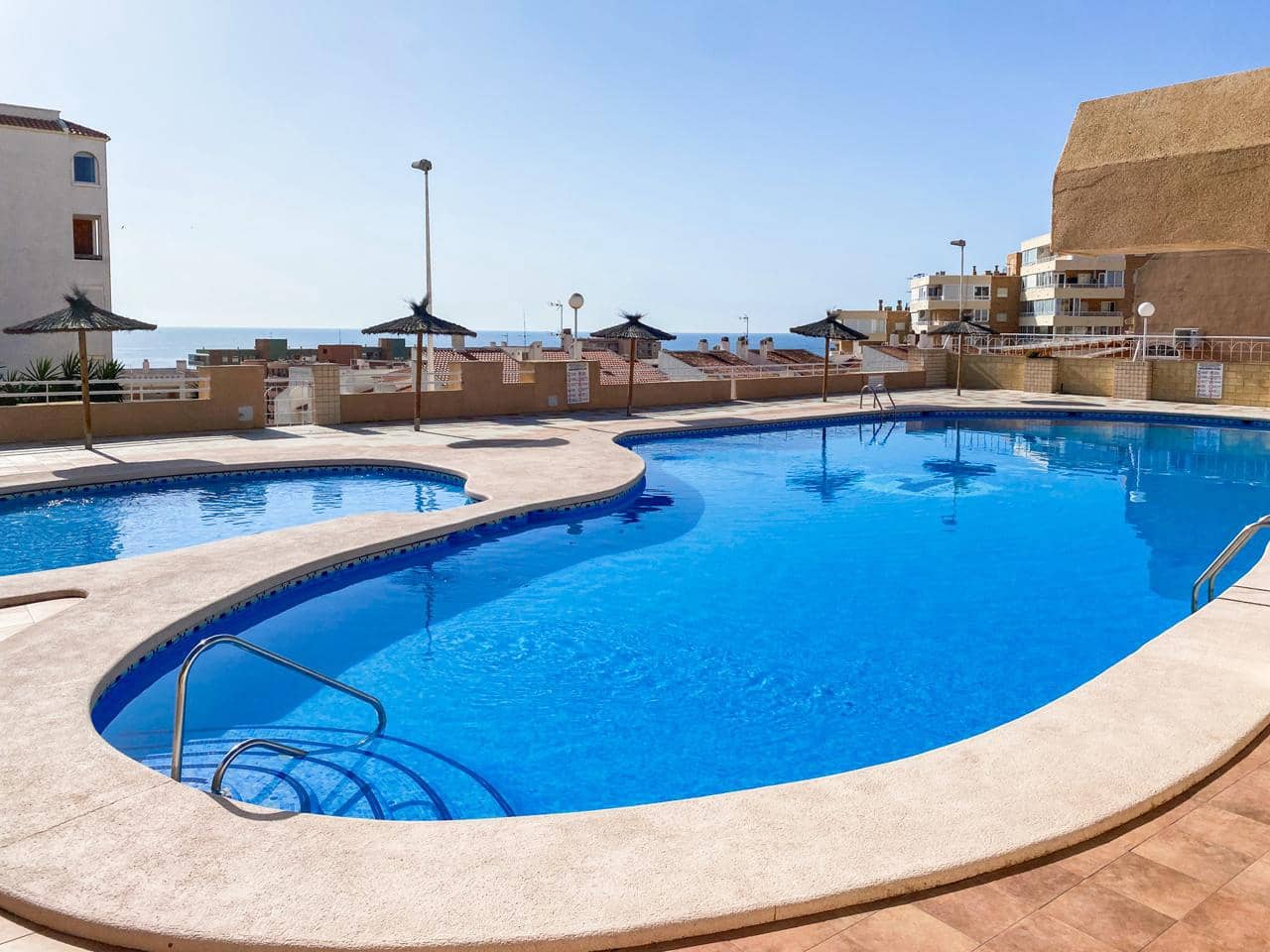 2 chambre Appartement à vendre à Arenales del Sol avec piscine garage - 235 000 € (Ref: 9099730)