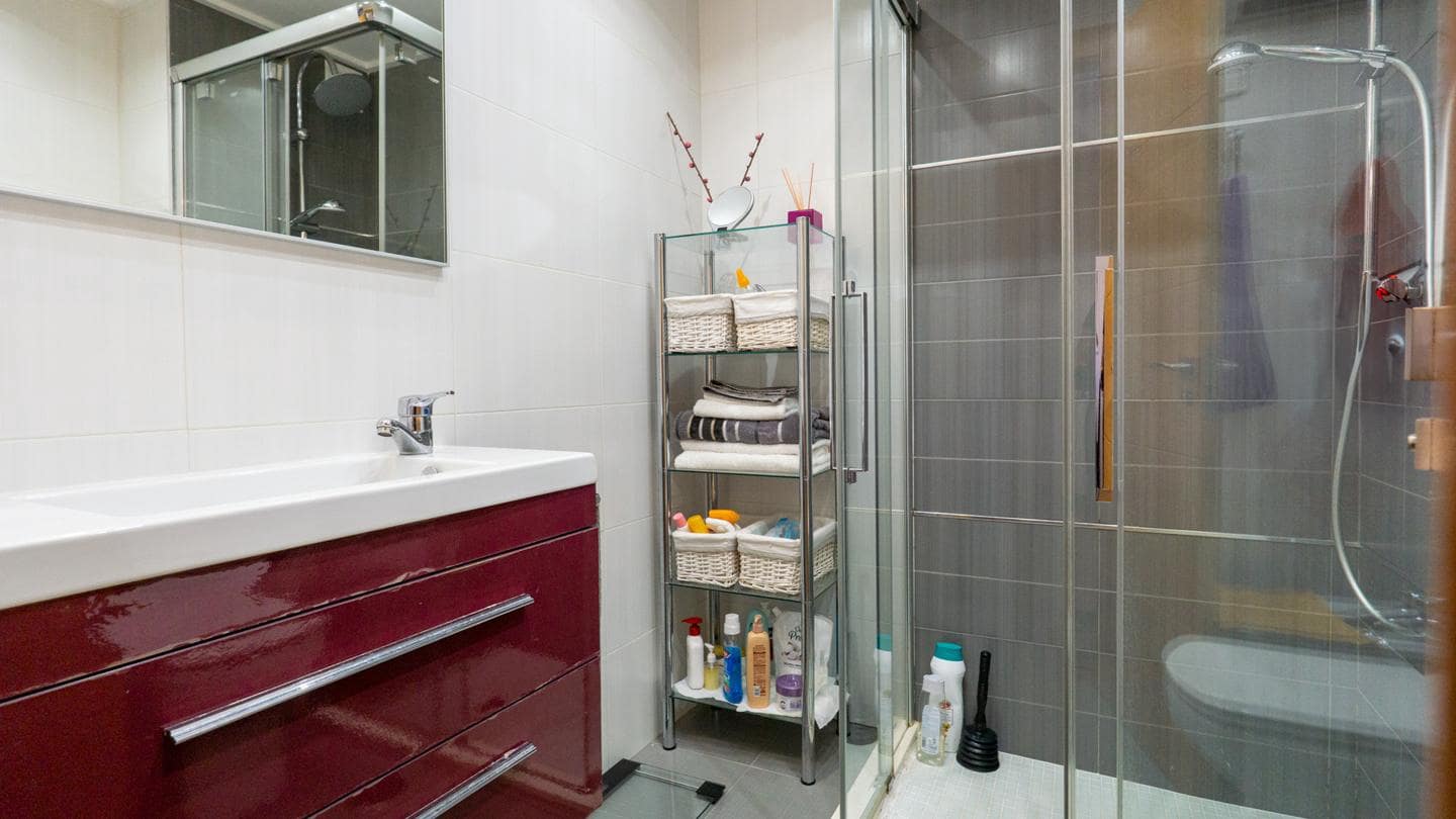 2 chambre Appartement à vendre à Arenales del Sol avec piscine garage - 235 000 € (Ref: 9099730)