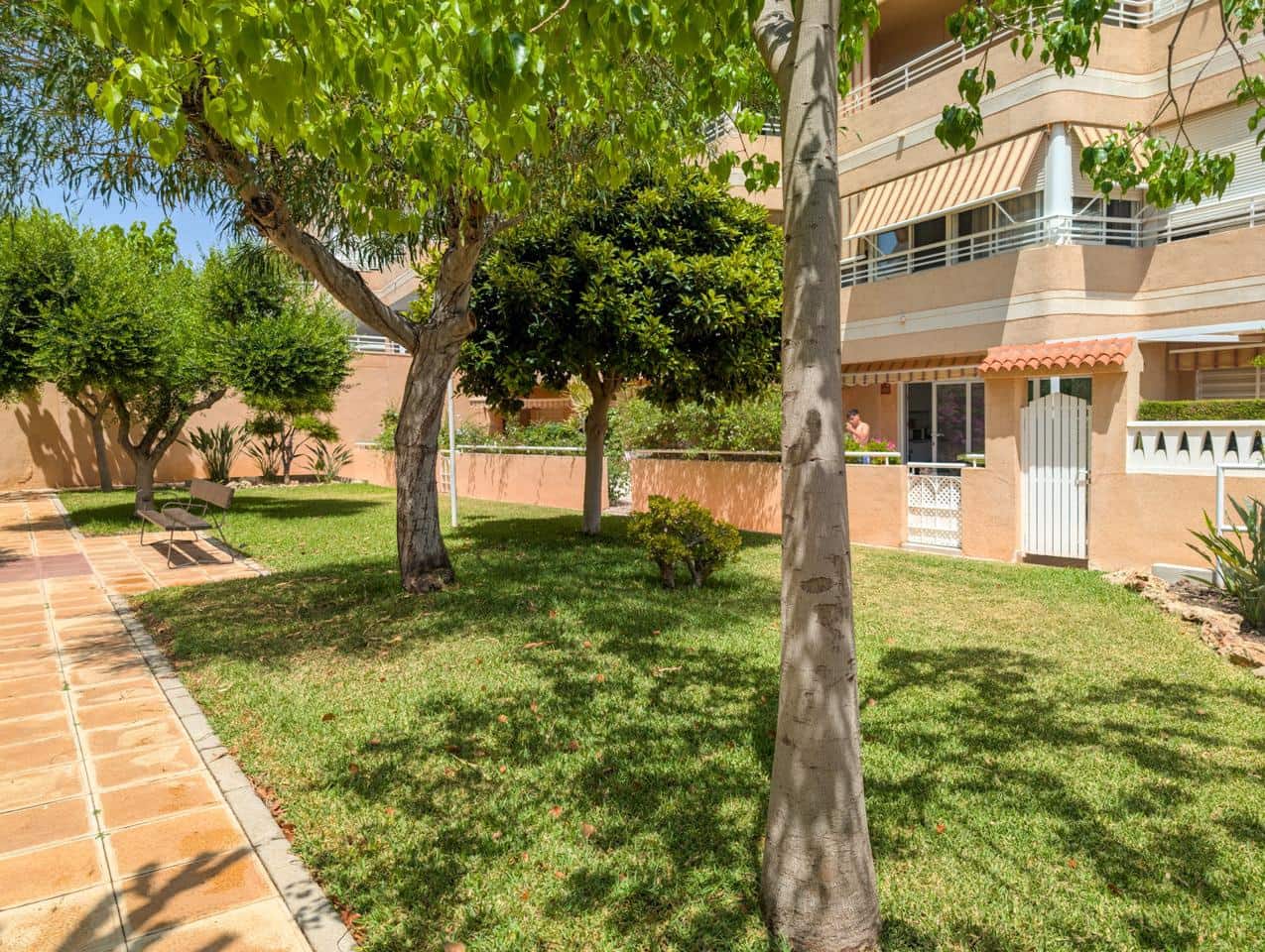 2 chambre Appartement à vendre à Arenales del Sol avec piscine garage - 235 000 € (Ref: 9099730)