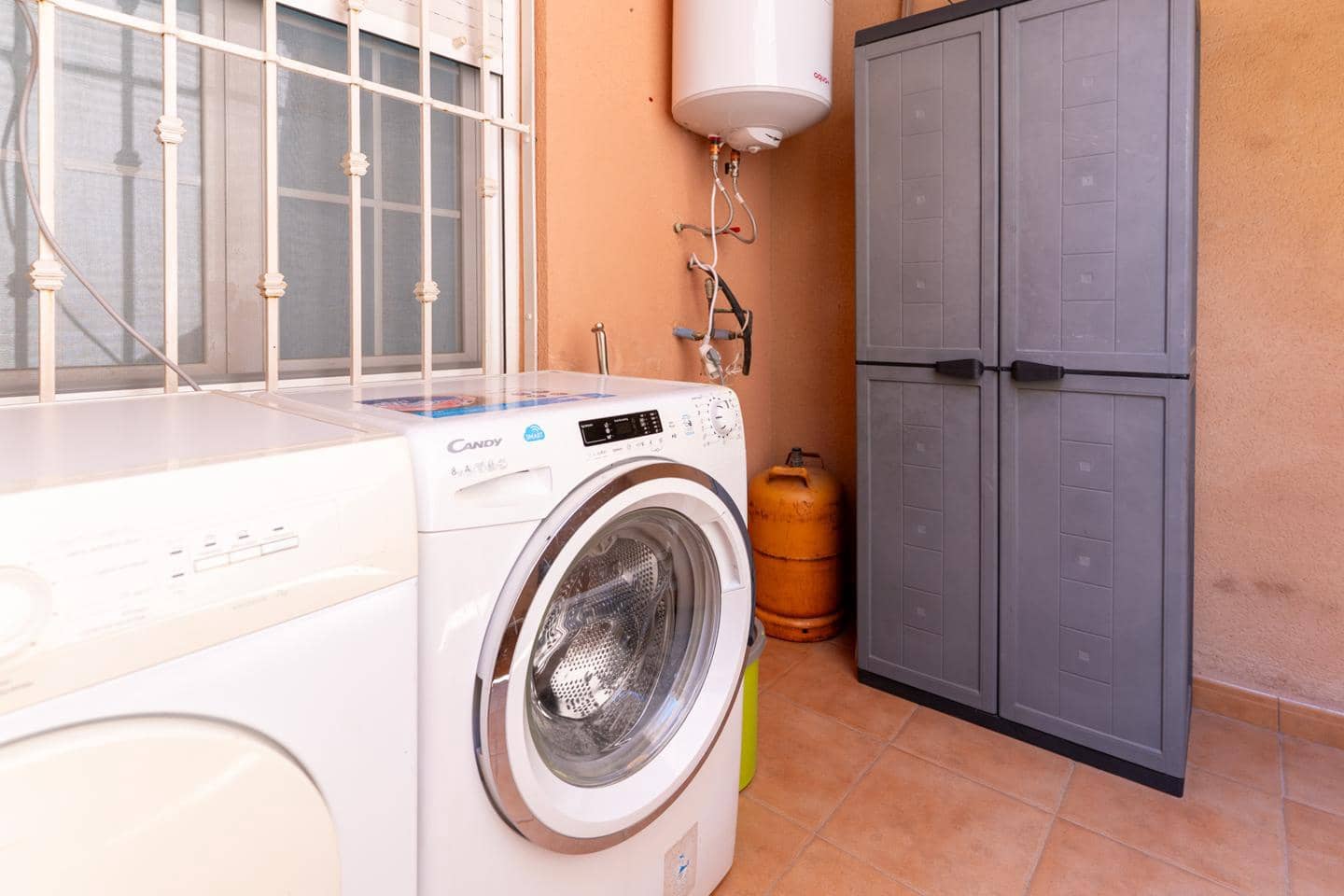 2 soveværelse Bungalow til salg i Gran Alacant med swimmingpool - € 249.900 (Ref: 9103581)