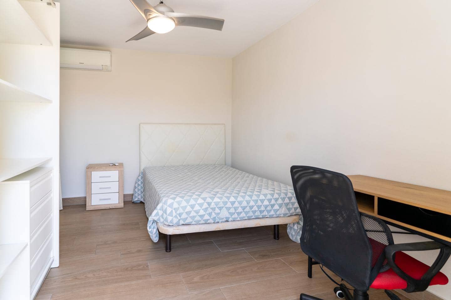 2 soveværelse Bungalow til salg i Gran Alacant med swimmingpool - € 249.900 (Ref: 9103581)