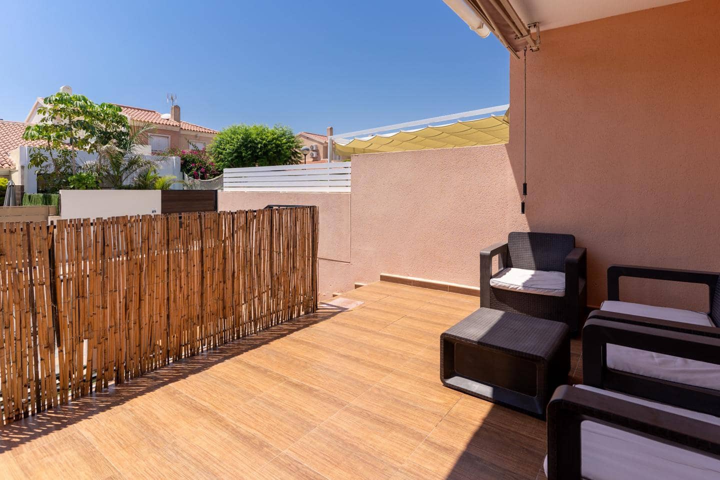 2 soveværelse Bungalow til salg i Gran Alacant med swimmingpool - € 249.900 (Ref: 9103581)