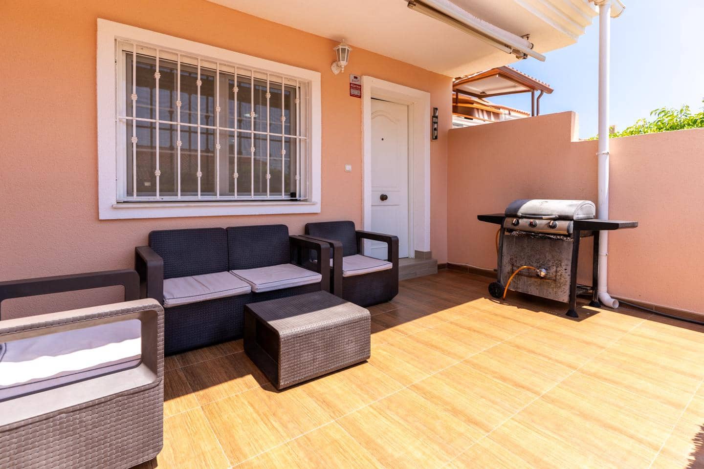 2 soveværelse Bungalow til salg i Gran Alacant med swimmingpool - € 249.900 (Ref: 9103581)