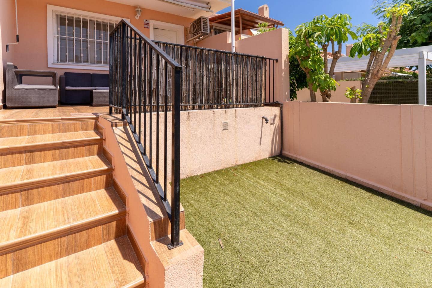 2 soveværelse Bungalow til salg i Gran Alacant med swimmingpool - € 249.900 (Ref: 9103581)