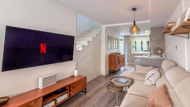 3 soveværelse Villa til salg i Noroeste, Santa Pola med swimmingpool garage - € 299.000 (Ref: 9113098)