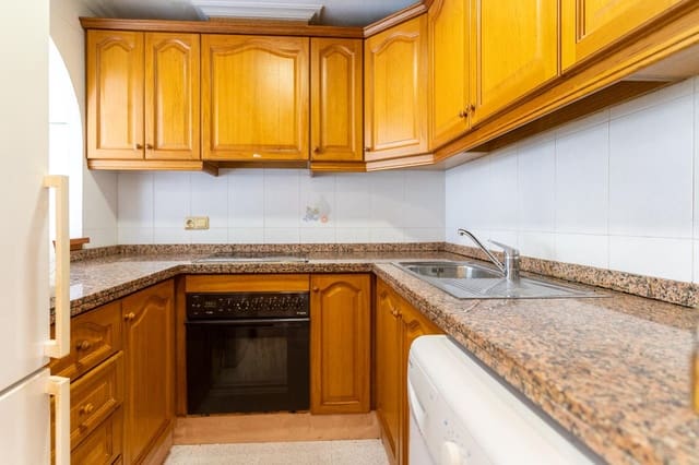 2 bedroom Flat for sale in Centro, Santa Pola - € 155,000 (Ref: 9121368)