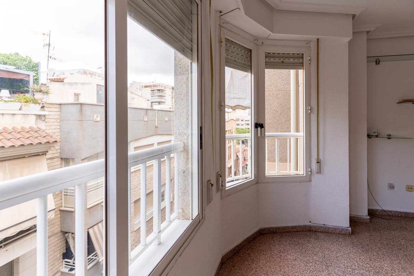 2 bedroom Flat for sale in Santa Pola - € 155,000 (Ref: 9121368)