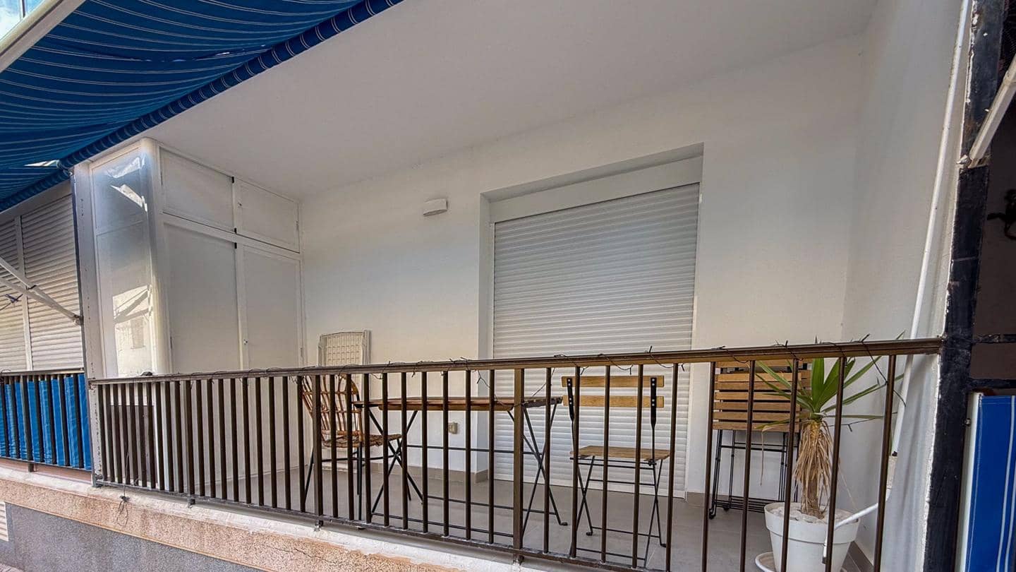 1 bedroom Flat for sale in Santa Pola - € 159,000 (Ref: 9164109)