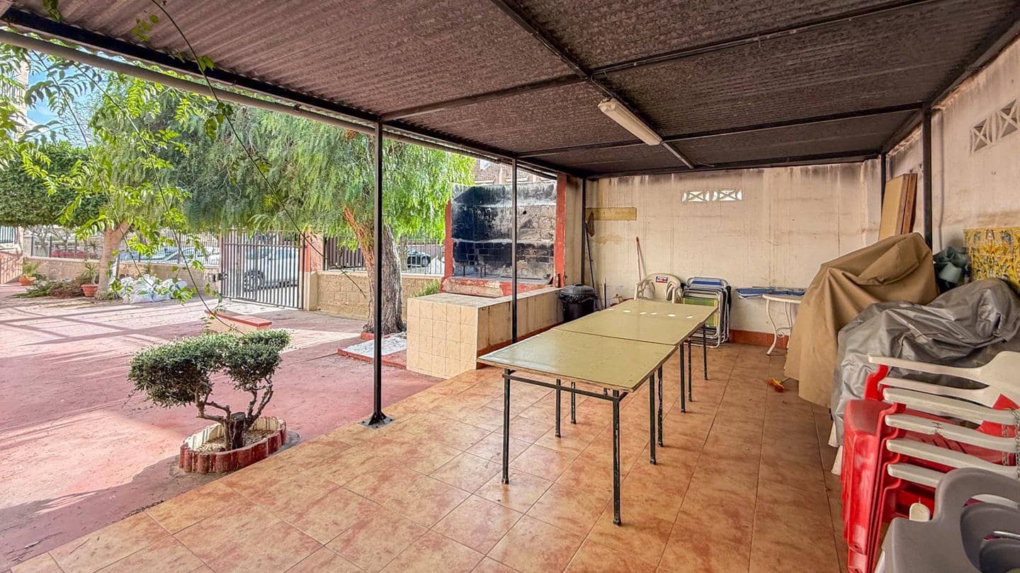 1 bedroom Flat for sale in Santa Pola - € 159,000 (Ref: 9164109)