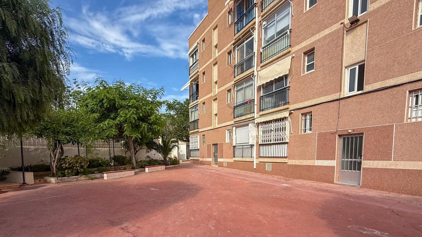 1 bedroom Flat for sale in Santa Pola - € 159,000 (Ref: 9164109)