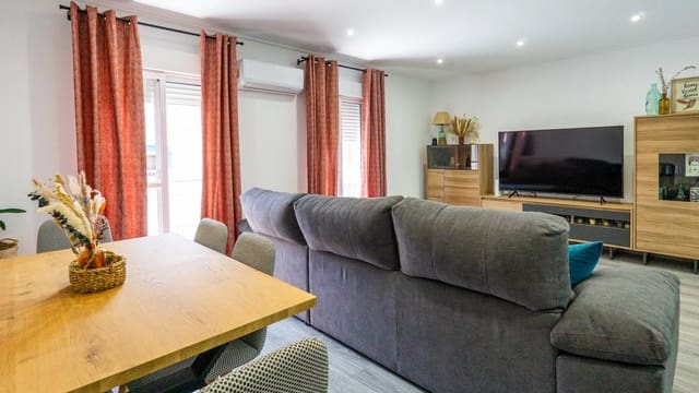 3 soverom Leilighet til salgs i Carrús Est - Camí dels Magros, Elche / Elx - € 145 000 (Ref: 9168100)