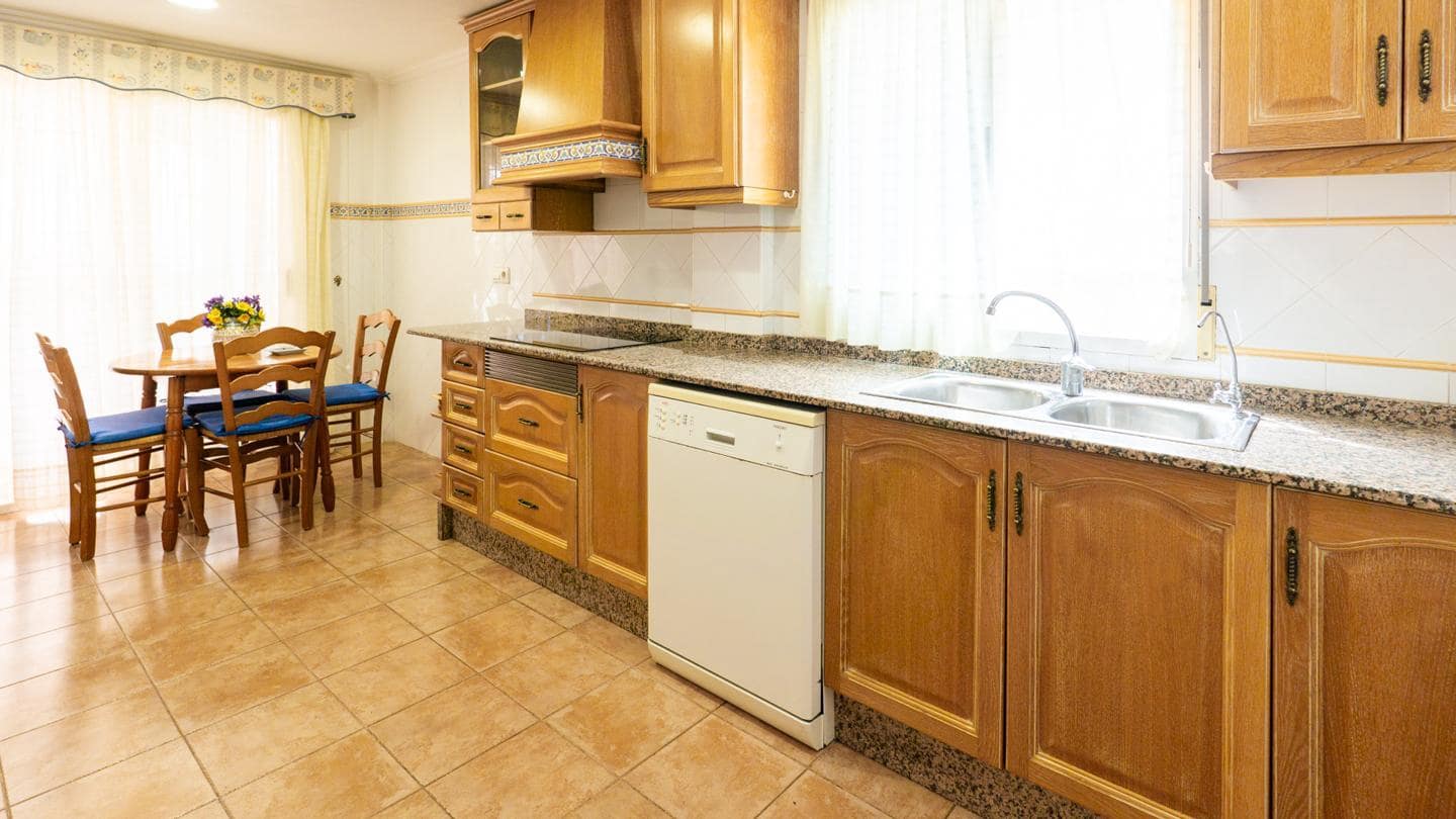 5 soverom Villa til salgs i Elche / Elx med svømmebasseng - € 516 000 (Ref: 9175533)