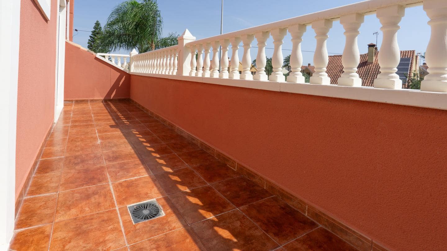 5 soverom Villa til salgs i Elche / Elx med svømmebasseng - € 516 000 (Ref: 9175533)