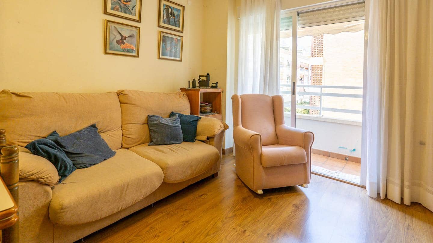 2 bedroom Flat for sale in Santa Pola - € 160,000 (Ref: 9181940)