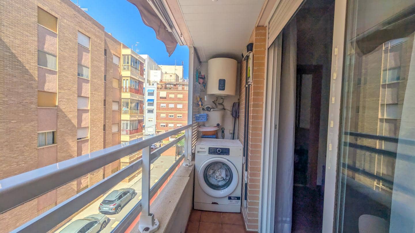 2 bedroom Flat for sale in Santa Pola - € 160,000 (Ref: 9181940)