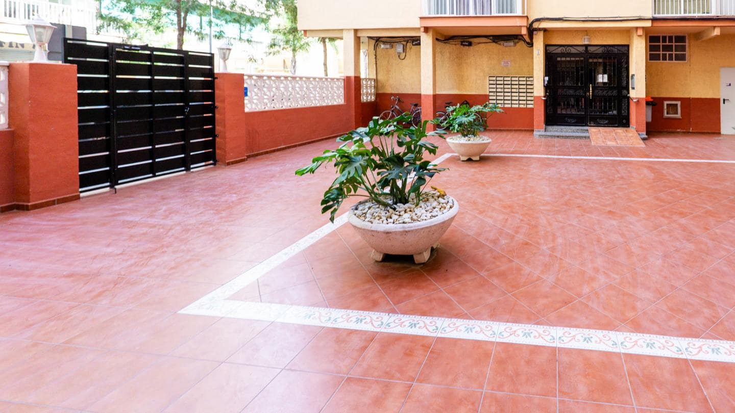 3 soveværelse Lejlighed til salg i Santa Pola - € 179.000 (Ref: 9197228)