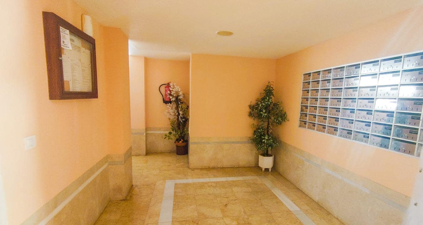 2 soveværelse Lejlighed til salg i Santa Pola med garage - € 200.000 (Ref: 9203328)