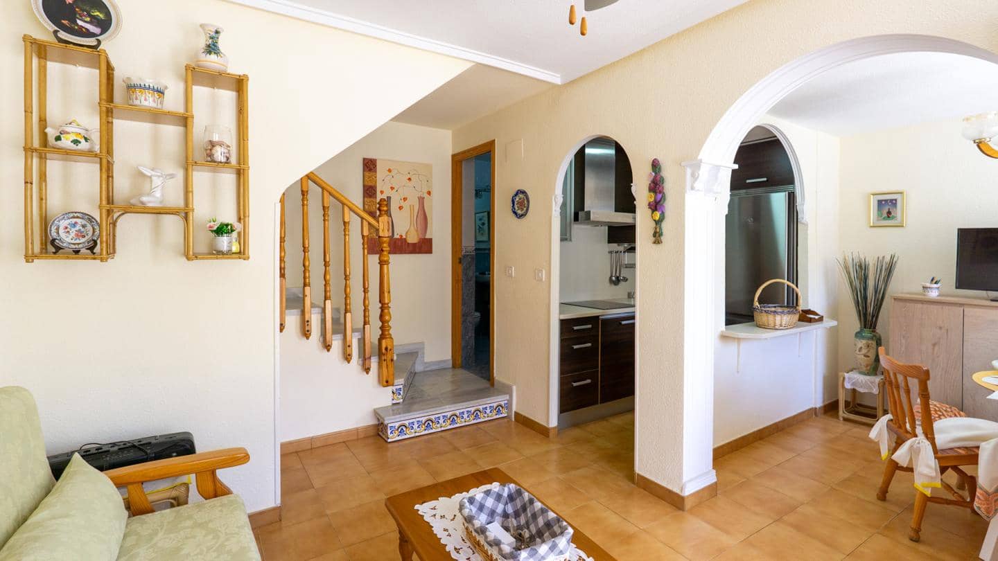 3 soveværelse Bungalow til salg i Santa Pola med swimmingpool - € 260.000 (Ref: 9219178)