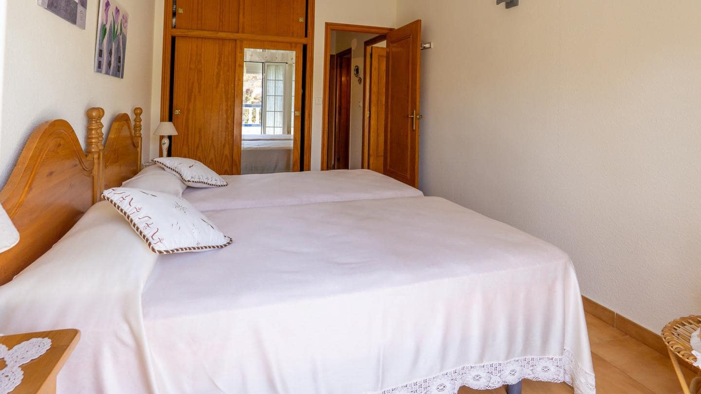 3 soveværelse Bungalow til salg i Santa Pola med swimmingpool - € 260.000 (Ref: 9219178)