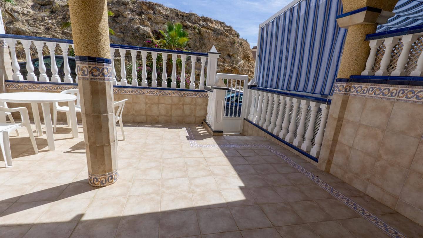 3 soveværelse Bungalow til salg i Santa Pola med swimmingpool - € 260.000 (Ref: 9219178)