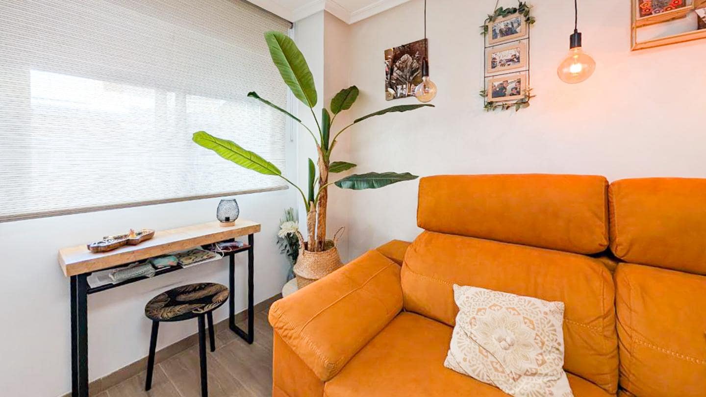 4 quarto Bungalow para venda em Santa Pola com piscina - 219 900 € (Ref: 9237859)