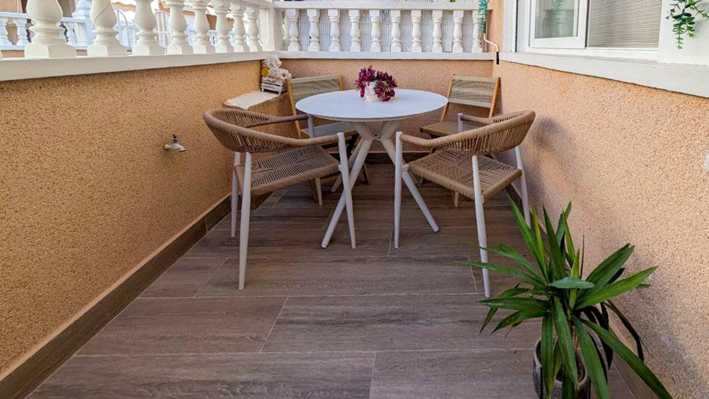 4 quarto Bungalow para venda em Santa Pola com piscina - 219 900 € (Ref: 9237859)