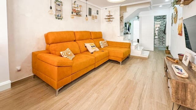 4 soveværelse Bungalow til salg i Playa Tamarit - Playa Lissa, Santa Pola med swimmingpool - € 199.900 (Ref: 9237859)