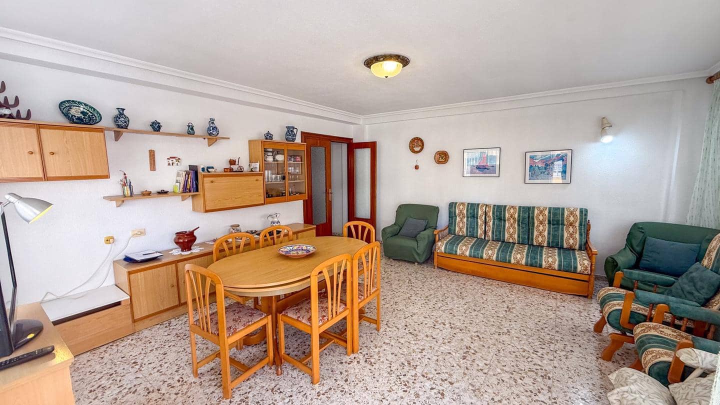 3 bedroom Flat for sale in Torrevieja - € 179,000 (Ref: 9311961)