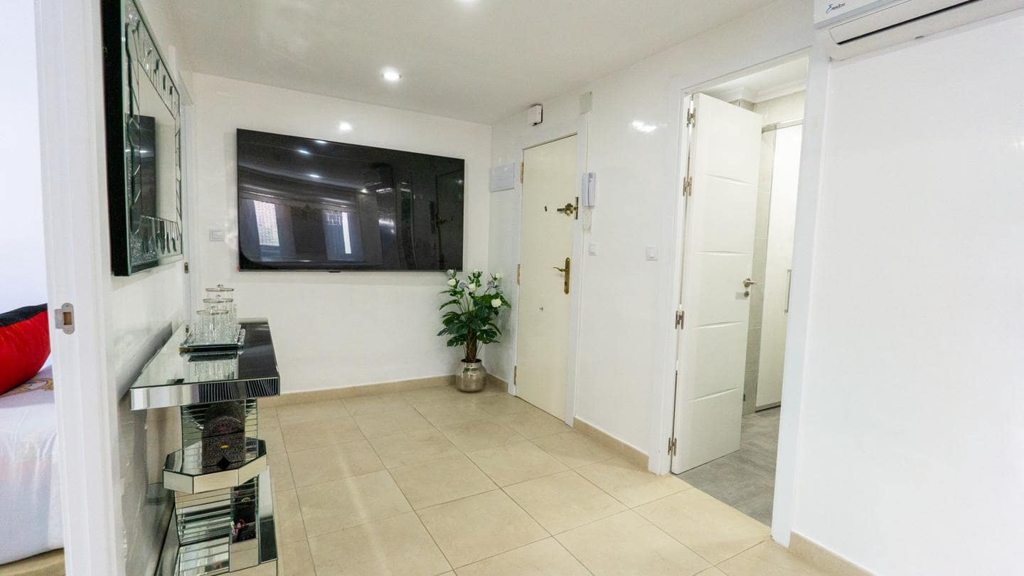 3 bedroom Flat for sale in Santa Pola - € 179,900 (Ref: 9335627)