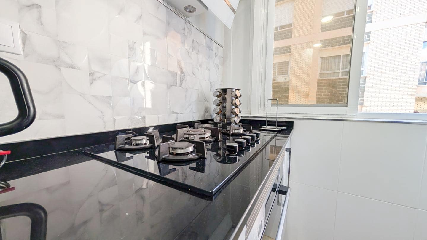 3 bedroom Flat for sale in Santa Pola - € 179,900 (Ref: 9335627)