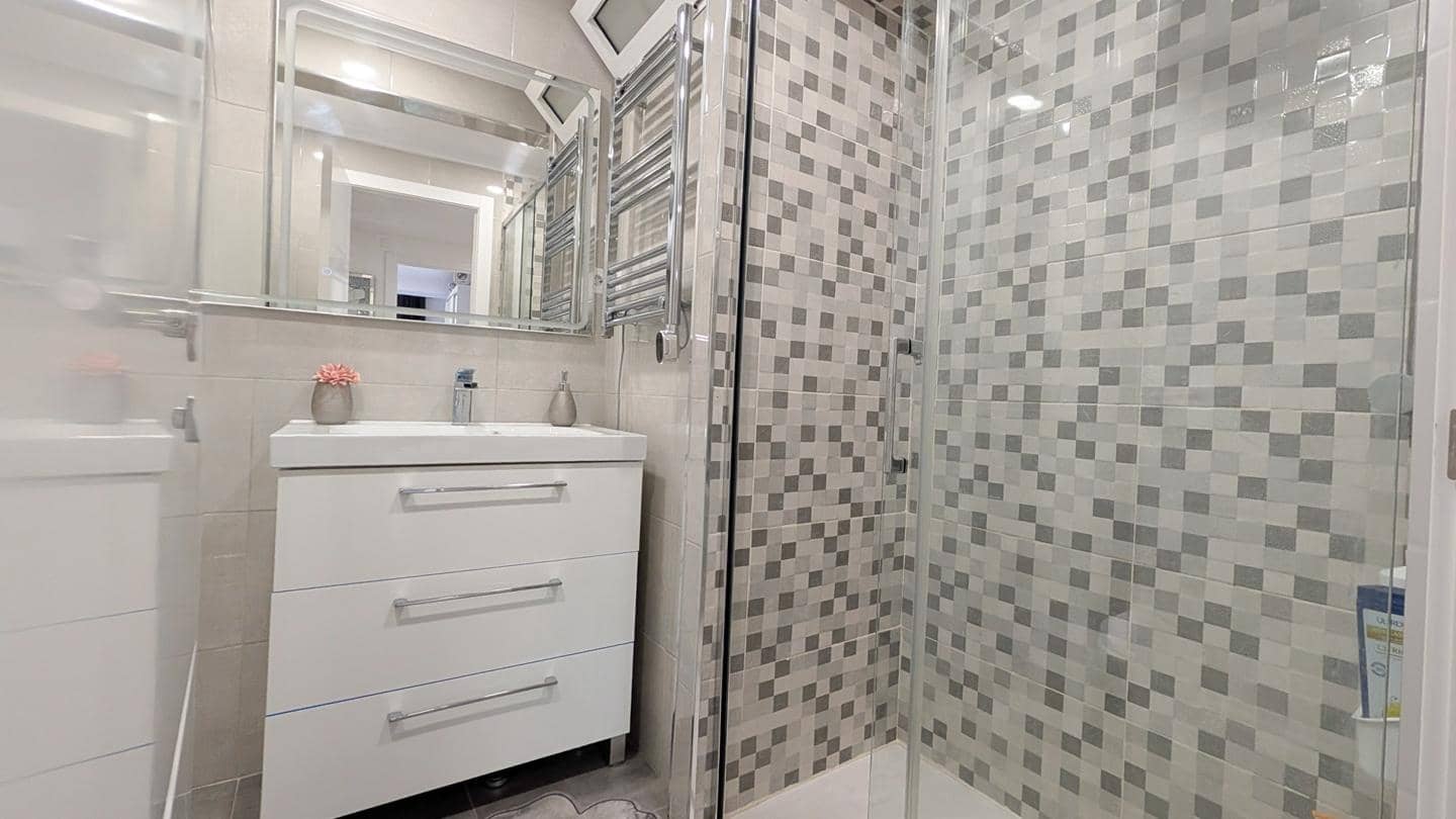 3 bedroom Flat for sale in Santa Pola - € 179,900 (Ref: 9335627)