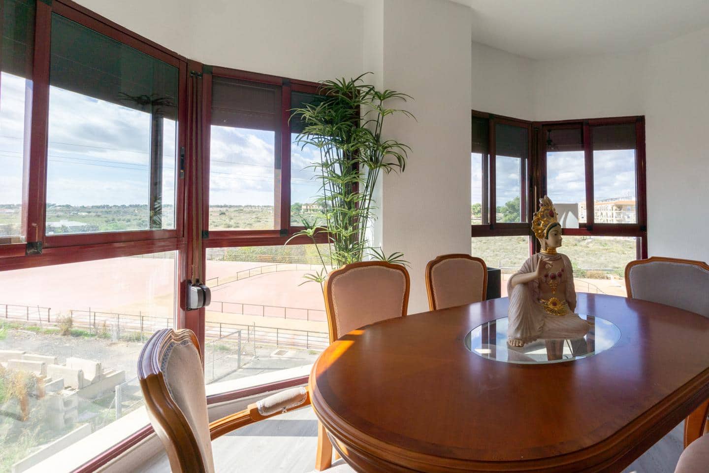 4 sypialnia Mieszkanie na sprzedaż w Elche / Elx z garażem - 249 000 € (Ref: 9363221)