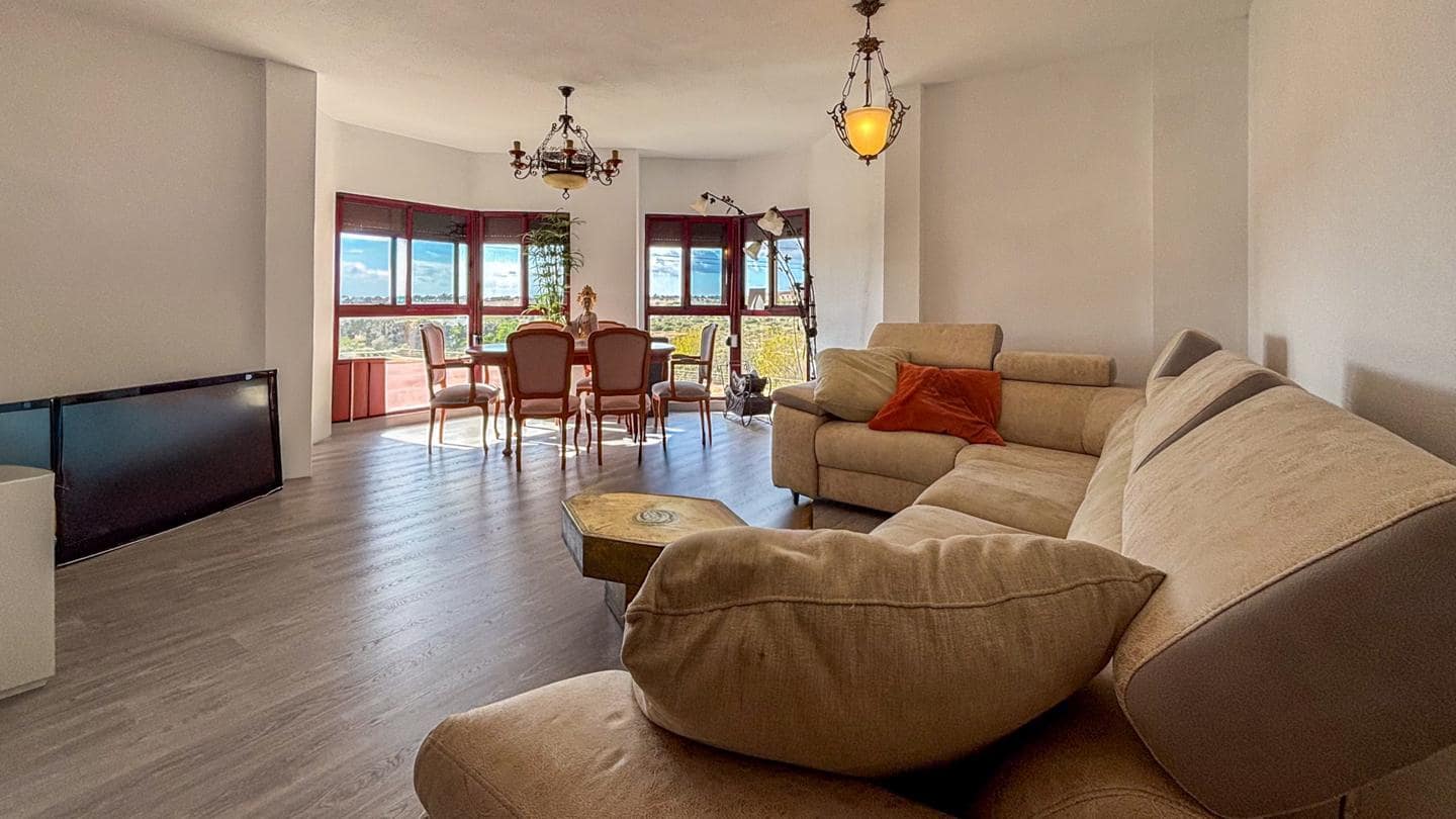 4 sypialnia Mieszkanie na sprzedaż w Elche / Elx z garażem - 249 000 € (Ref: 9363221)